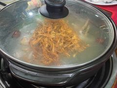 -花苑美食横琴生蚝火锅(拱北粤华路店)