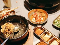 -草家酱蟹炭火烤肉店(珲春南路一店)