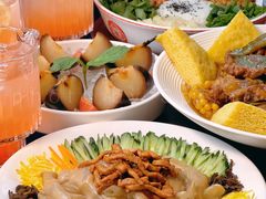 -红东阁东北菜烤肉酒馆(CROSS万象汇店)