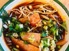 -拈签一笑黄牛肉辣卤串串