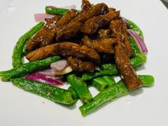 杭椒炒牛柳-西湖春天•老字号杭州菜(百汇店)