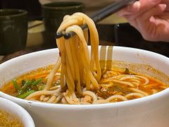 傳統云南米綫-云海肴·汽锅鸡·云南菜(苏州中心店)