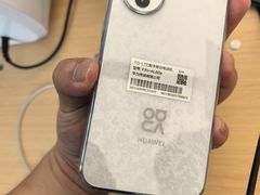 -华为授权体验店(中山公园来福士)