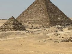-吉萨金字塔群