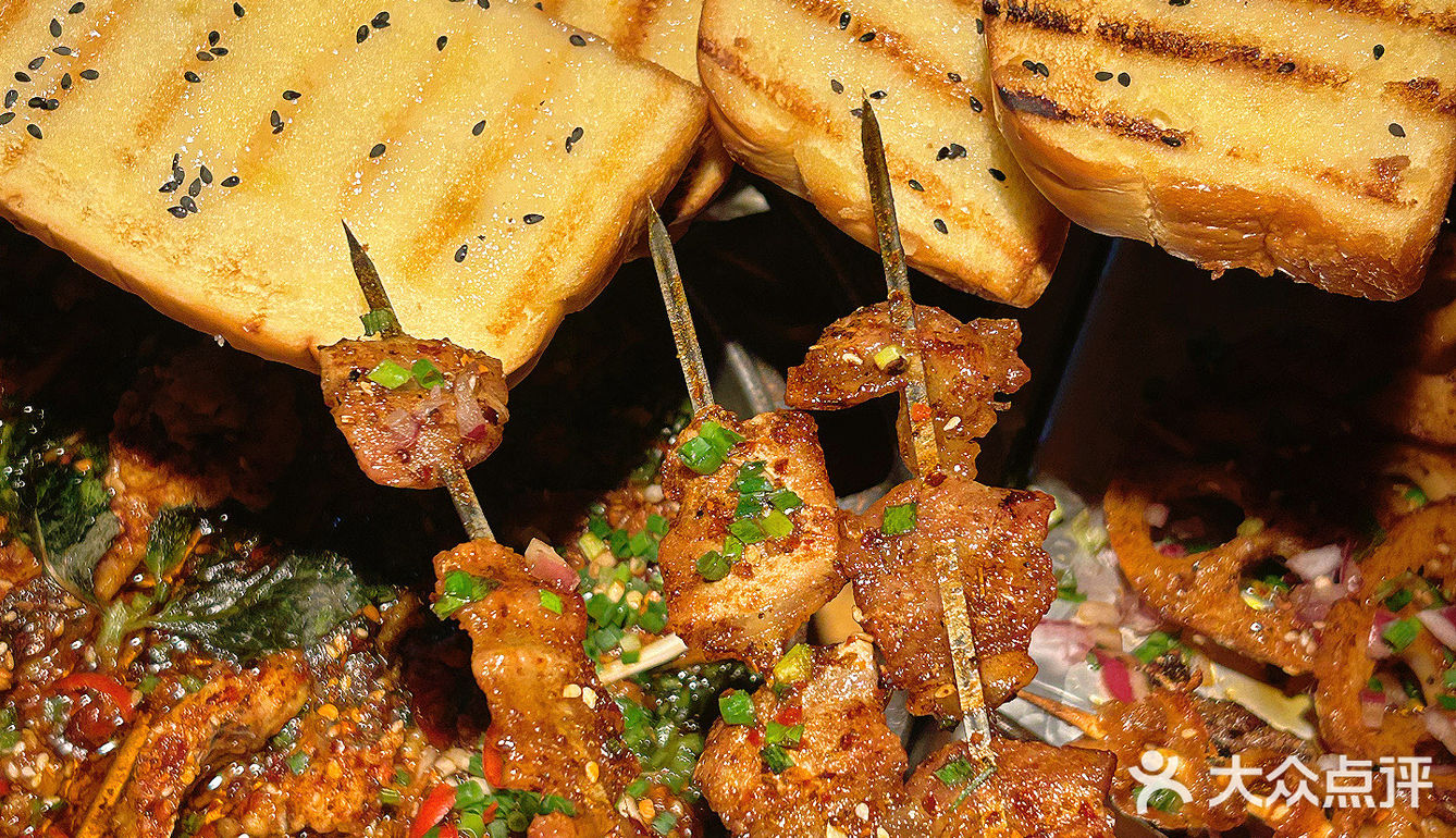 感谢何老师[流泪][流泪]一下班直奔的烧烤太绝了