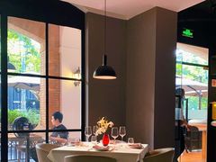 靠窗位-Solo(衡山路店)