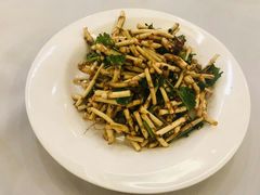 糊辣椒拌折耳根-贵州大厦贵州厅(樱花园西街店)