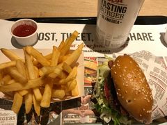 -The Habit Burger Grill 哈比特汉堡(复兴soho店)