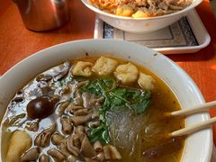 -叶新小吃店(来凤小区总店)