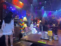 -喜鹊音乐酒馆(西街店)
