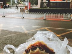 -闫家驴肉老店(华电一校店)