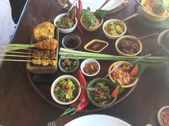 -DiAtas by Art Cafe Bumbu Bali