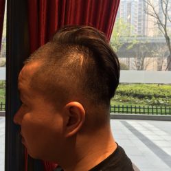 -侨治发型
