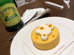 -Fridi Patisserie Cafe