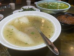 萝卜大骨汤-宜宾市叙州区川西坝子土菜馆