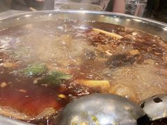 -肖肖酸萝卜鱼火锅(总店)