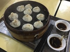 鲜肉汤包-四季美汤包(户部巷店)