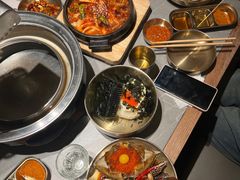 -草家酱蟹炭火烤肉店(珲春南路一店)