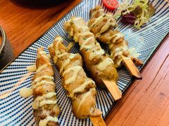 炭烤鸡肉串配酸奶黄瓜酱-帕歌西班牙餐厅paco tapas