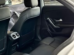 -宁波之星奔驰4S店(海曙店)