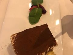 -必胜客(WOW象山涌金广场店)