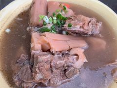 -燕子煨汤(山海关路店)