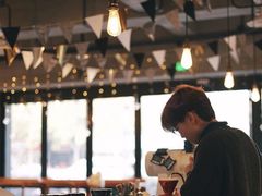 -UNI UNI(环亚凯瑟琳店)