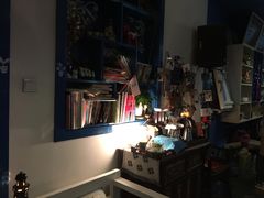 -Anne猫窝咖啡屋