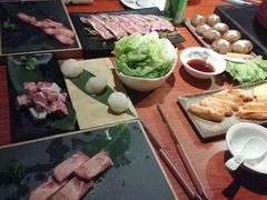 -山之屋炭火烧肉·生啤畅饮(大朗万科中央公园店)