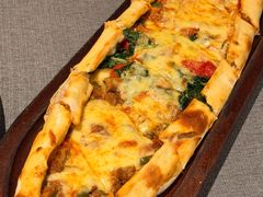 四季皮塔饼-Efes Turkish & Mediterranean Cuisine 艾菲斯餐厅(陆家嘴店)