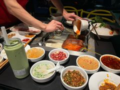 -海底捞火锅智慧餐厅(中骏世界城店)