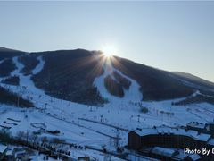 -中旅松花湖滑雪场