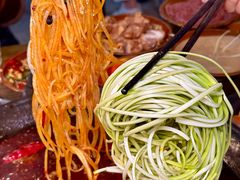 -黄潇洒老火锅(九眼桥宏济巷店)
