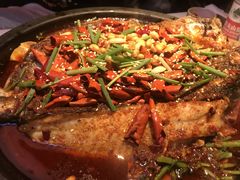 -鸣记脆皮烤鱼·海鲜烤鱼(三八广场店)