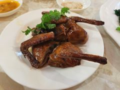 红烧乳鸽-新东城喜宴海鲜酒家(同德店)