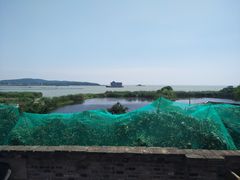 -亮河湾山庄