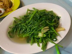 -明记烧鱼美味店