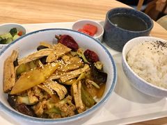 -轻蔬不用等·素食(江苏路店)