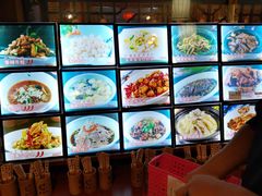 -侬佳蒸菜馆(听潮店)