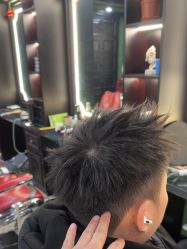 -豪帅男士理容馆