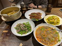 -魁盛居百年鲁菜馆(县西巷店)