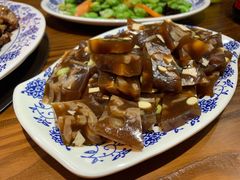 -老天桥酱肉烧饼夹肘子(天桥店)