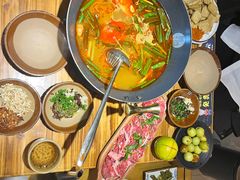 -贵厨酸汤牛肉(小十字店)