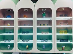 -GOOMI久米眼镜·蔡司·依视路·明月官方授权店(龙德紫金店)