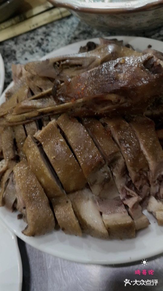 乡之味自贡一绝鲜锅兔卤鹅图片