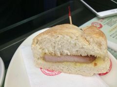 猪扒包-义顺牛奶公司(庇利金街店)