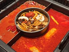 -老牌坊云南鱼豆花火锅(嵩山店)