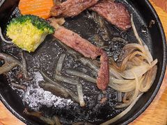 -玛格萝妮比萨屋(陆家浜路店)