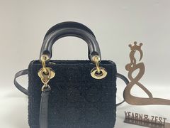 -用真奢侈品名表名包回收中心(朝阳万达店)