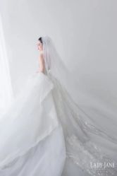 -Lady  Jane高端婚纱礼服馆